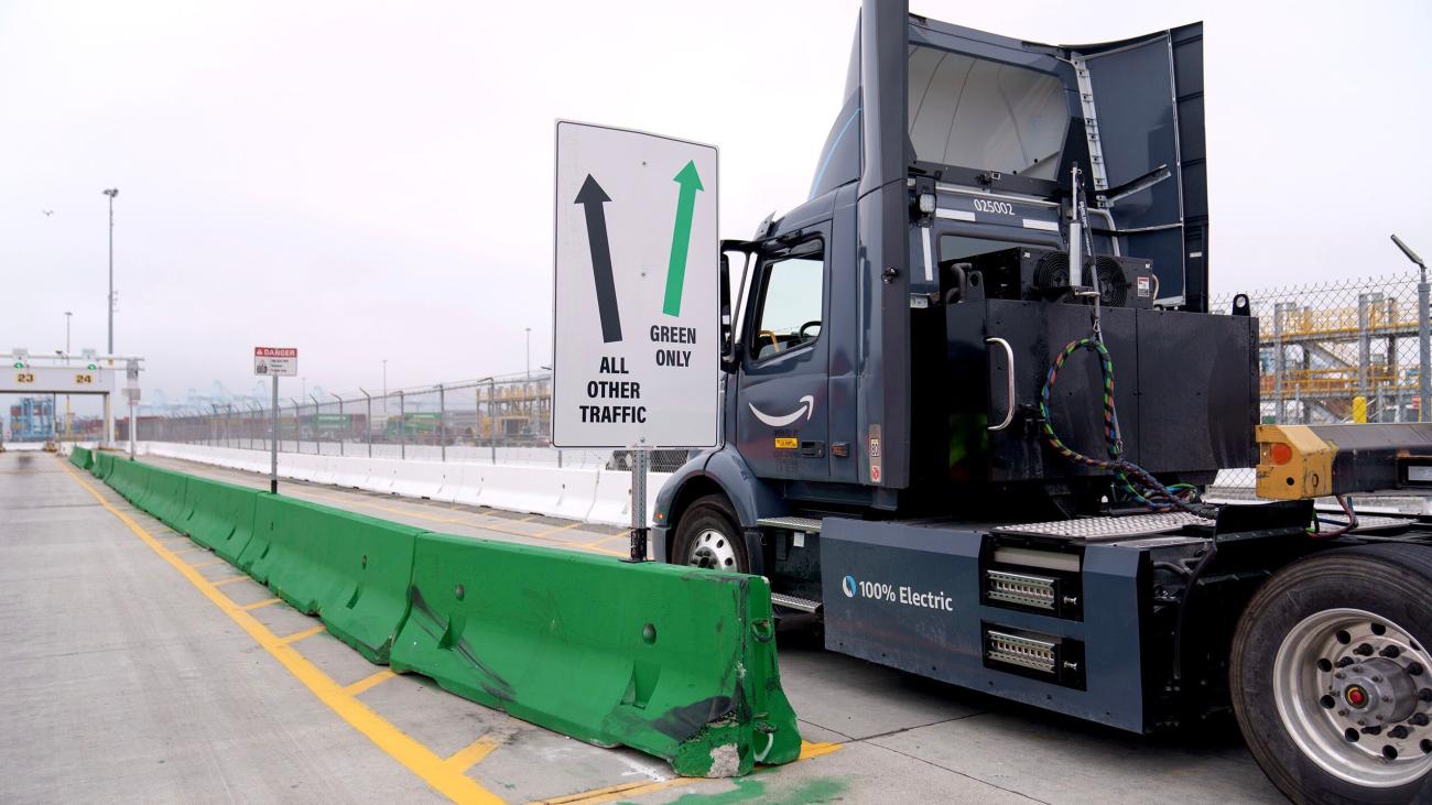 Amazon electric truck