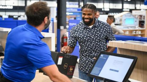 Best Buy computer checkout