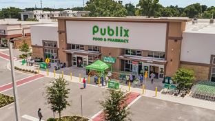 Publix plaza