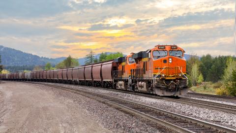 Railroad train (Photo: Robert Paulus)